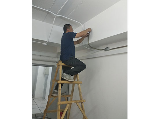 型點(diǎn)型可燃?xì)怏w探測器維修